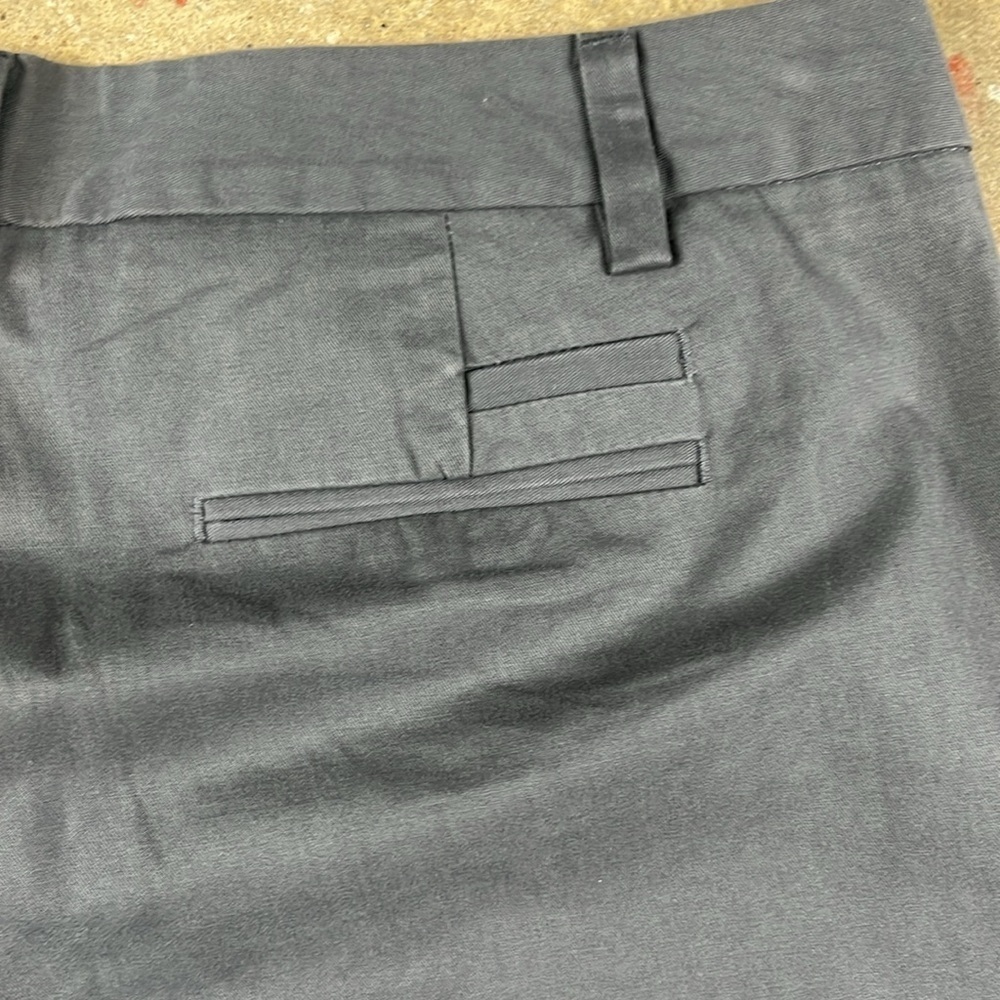 GAP Gray Chinos Versatile Cotton Blend
Size: 4 Tall - Picture 3 of 9